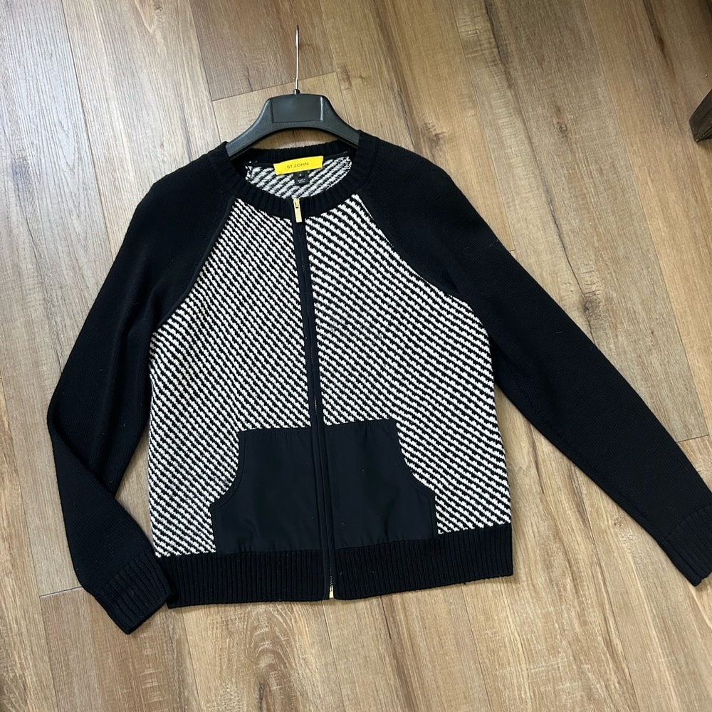 Black and White St. John Sweater 100% wool -  size medium
